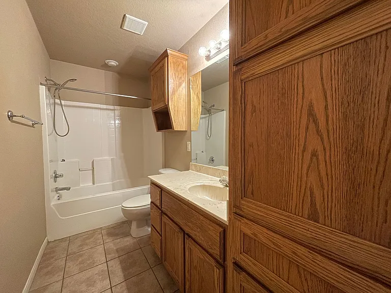 1204 Powder River Dr. — Photo 13