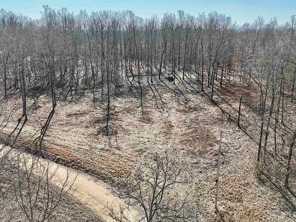 1st image of 200 Lakeview Rd