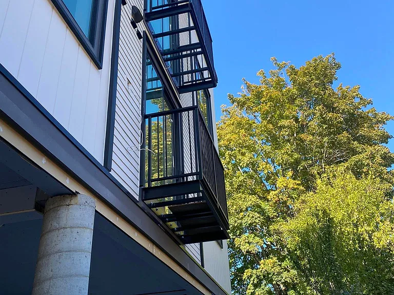 8130 Maple Ave SE — Photo 7