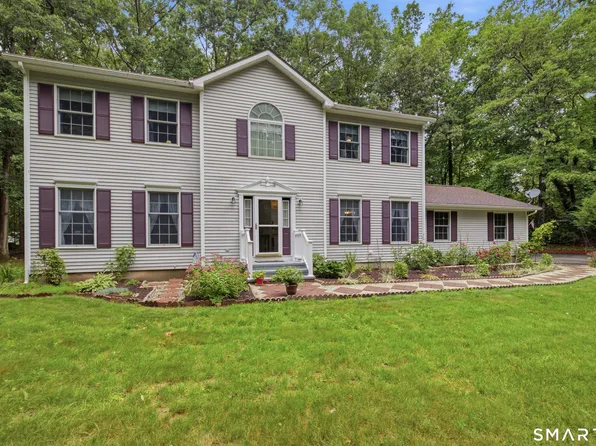 17 Dean Road, East Lyme, CT 06333