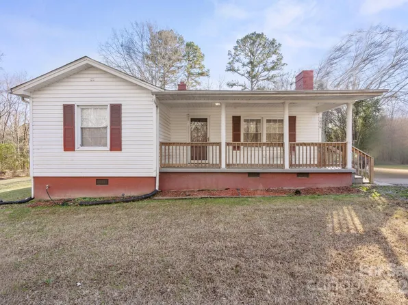 1028 White Ln, Gastonia, NC 28052