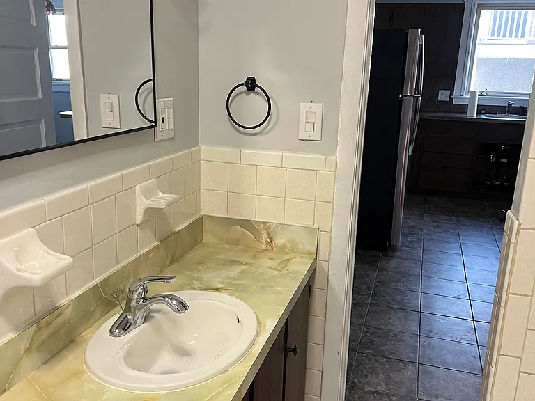 353 Broad St #1 — Photo 8