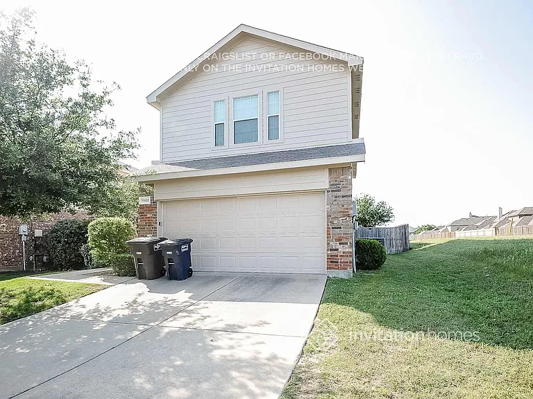 11900 Brown Fox Dr — Photo 2
