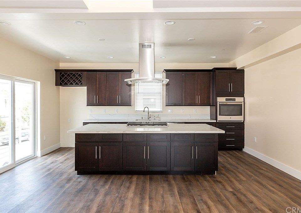 1st image of 13800 Cordary Ave #2