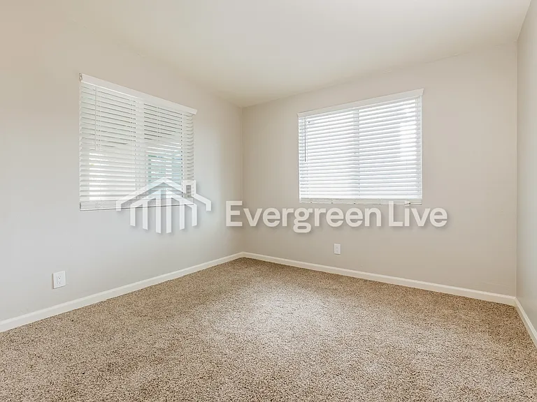 7034 S Leary Dr — Photo 7