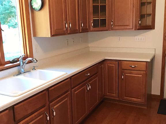 3rd image of 1788 Maiden Ln