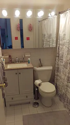 Rented by Green Line Realty | media 17