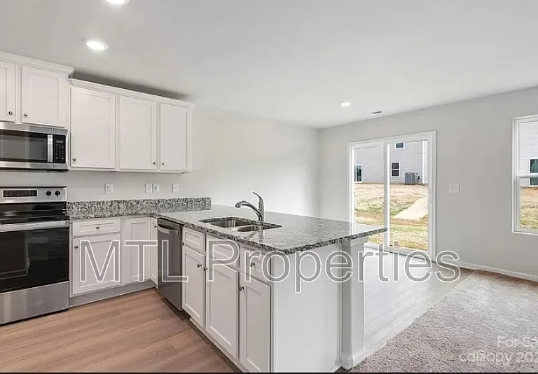 1629 Nia Rd — Photo 7