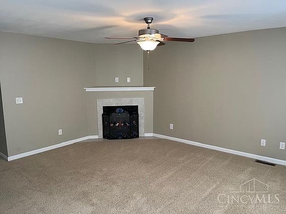 5th image of 132 Springlake Ave