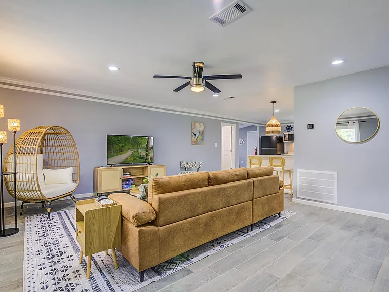 541 Circle Dr — Photo 24