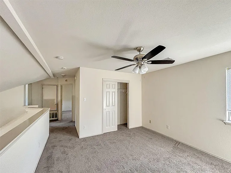 1503 Catalina Dr — Photo 13
