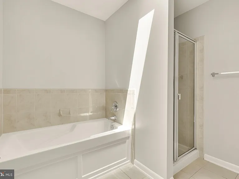 1227 V St NW — Photo 30