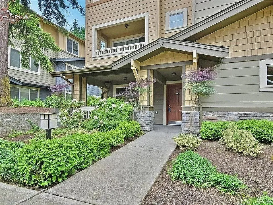 11302 124th Ave NE #101