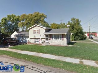 718 Hobbs Ave #1, Oshkosh, WI 54901
