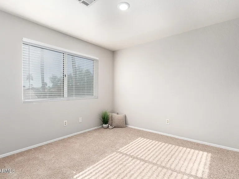 3611 E Windmere Dr — Photo 33
