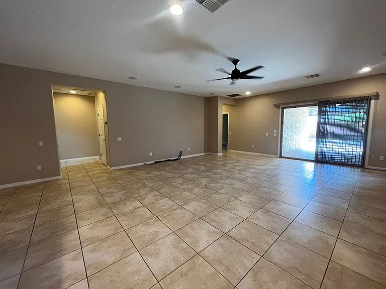 5235 W Blaylock Dr — Photo 15