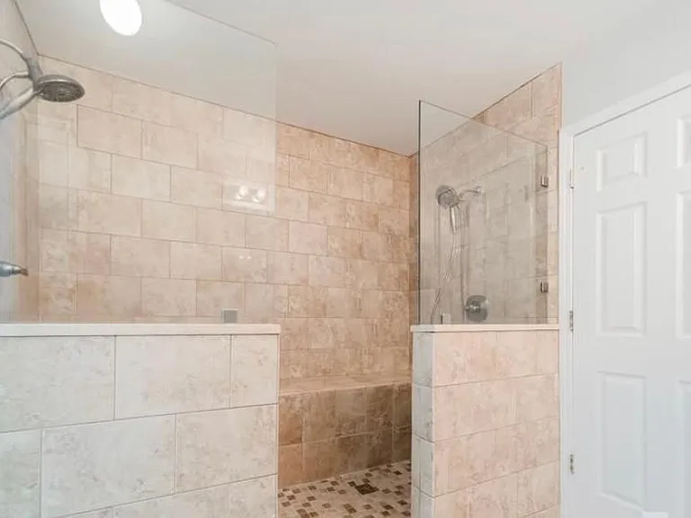 17360 Villanova Rd — Photo 17