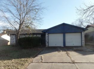 922 Highcrest Dr, Arlington, TX 76017