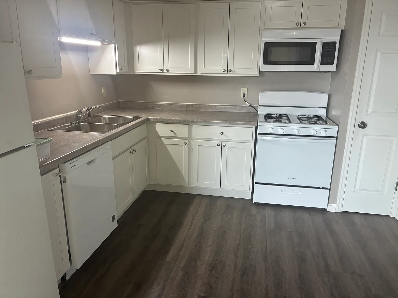 2 bed, $1,250 — Photo 2