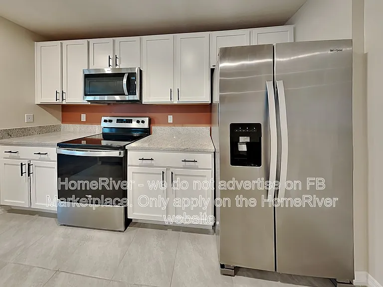 8780 SW 49th Cir — Photo 3