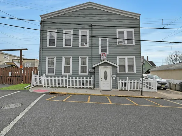 1451 52nd St, North Bergen, NJ 07047