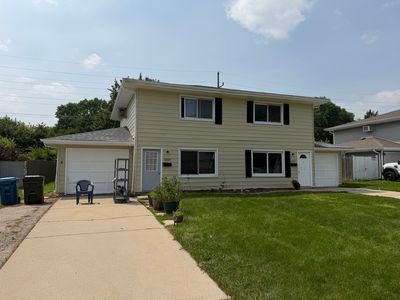 1060 & 1062 N Highland Ave, Aurora, IL, 60506