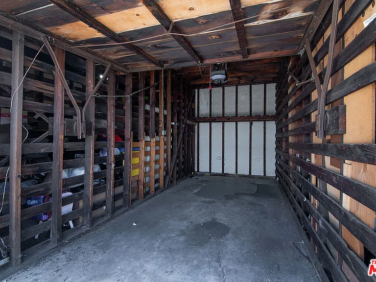 1219 S Alfred St — Photo 23