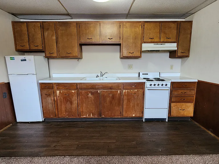 820 Broadway Ave N #102 — Photo 8