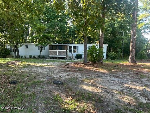 2nd image of 843 Giles Place NE