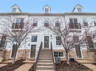 1107 Freesia Ct, Ann Arbor, MI 48105