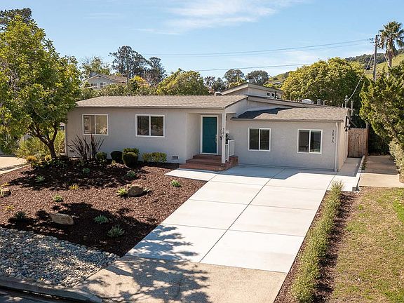 2nd image of 380 Christina Way