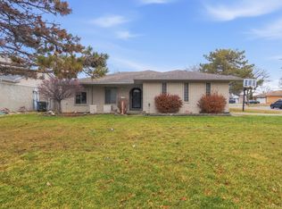 4789 Heidi Dr, Sterling Heights, MI 48310