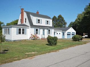 8 Chester Ave, Falmouth, ME 04105