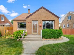 3548 S 16th St, Milwaukee, WI 53221