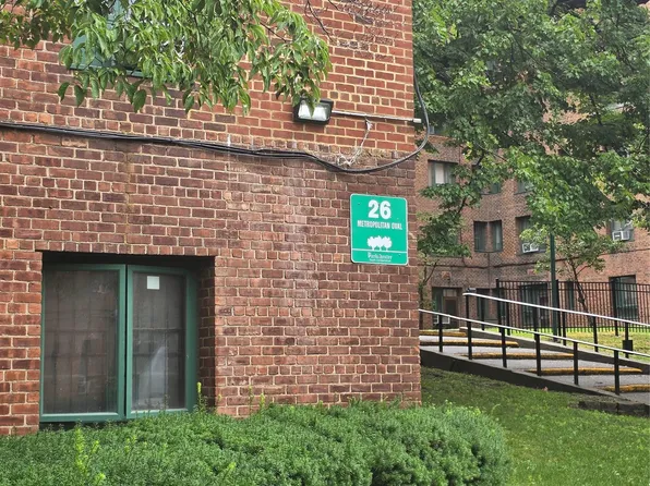 26 Metropolitan Oval #5C, Bronx, NY 10462