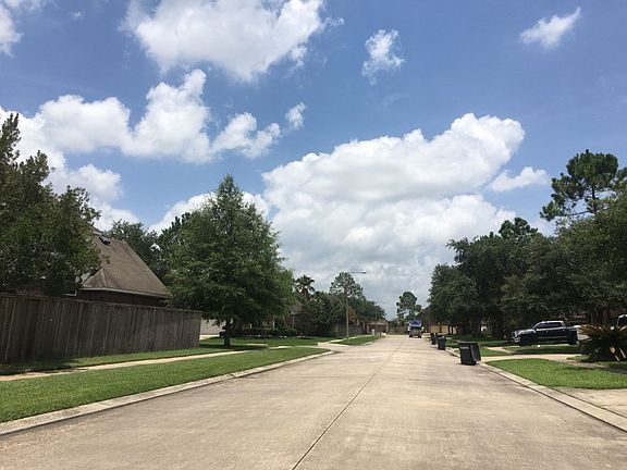 4th image of 5116 Hidden Brook Ln