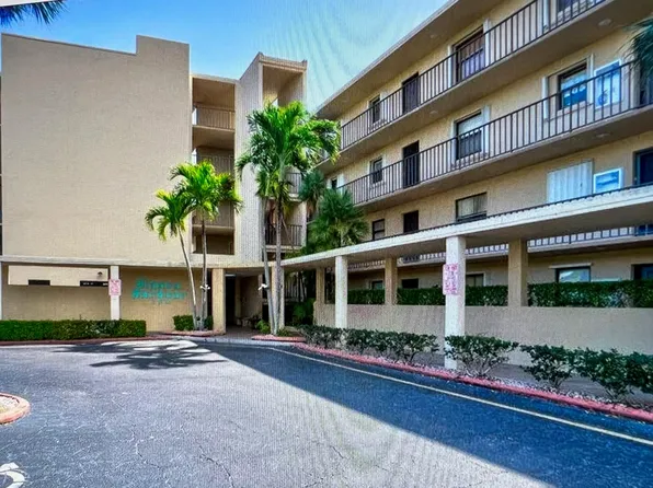 890 N Federal Hwy APT 102, Lantana, FL 33462