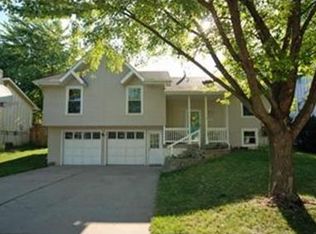 10809 N Harrison St, Kansas City, MO 64155