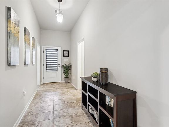 5th image of 12312 Parma Cir