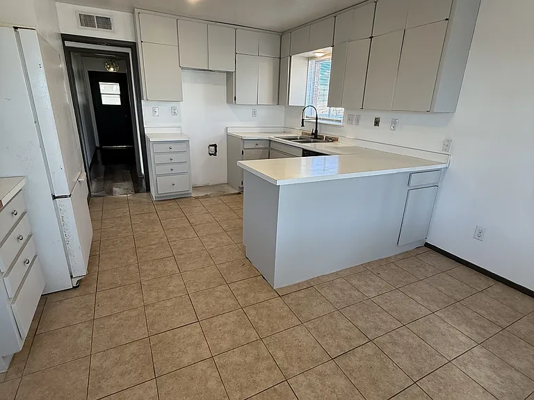 6455 Belton Rd — Photo 14