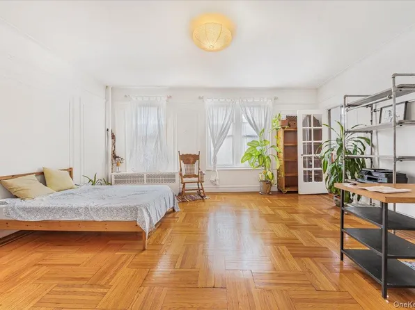 132 W 169th Street #2A, Bronx, NY 10452