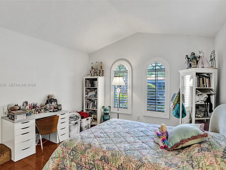 1534 Palancia Ave — Photo 38