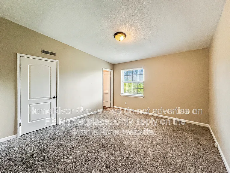 3245 Idlewild Dr #2 — Photo 8