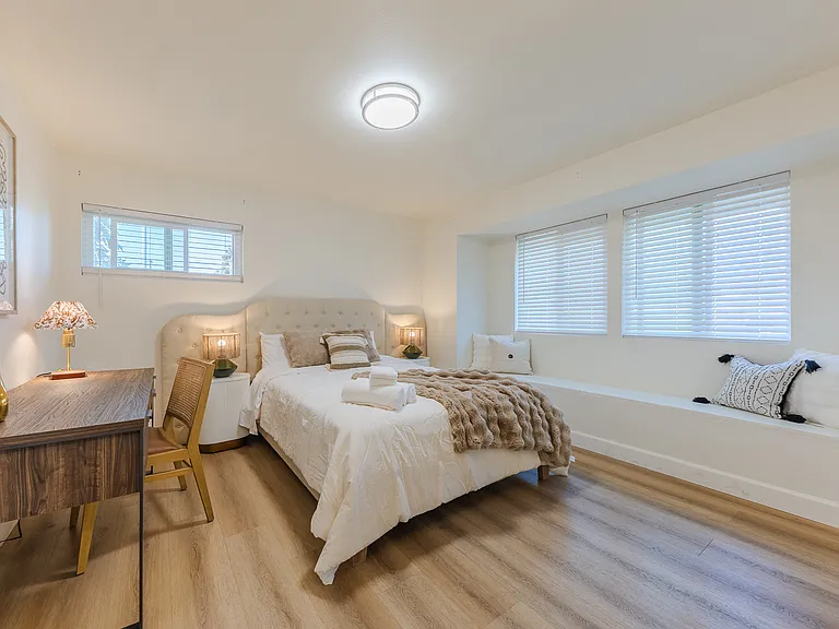 2503 Sierra Leone Ave — Photo 22