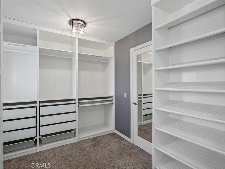 7961 Spaniel Ct — Photo 43