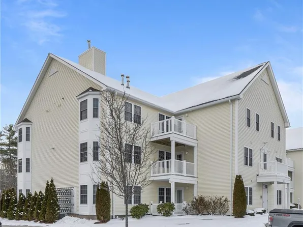 40 Saw Mill Dr #301, North Kingstown, RI 02852