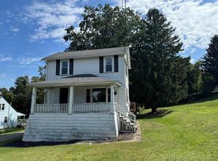 86 N 4th Ave, Clarion, PA 16214