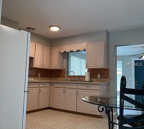 2nd image of 2650 Fort Worth St