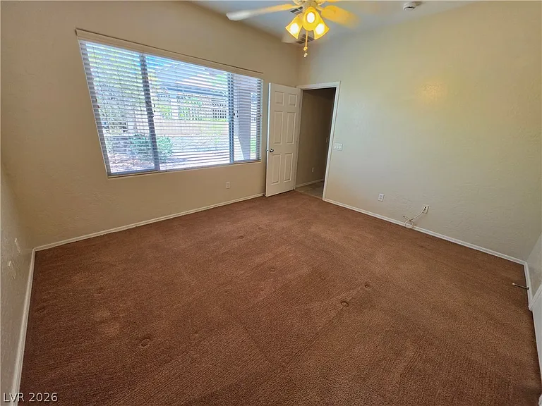 5958 Saddle Horse Ave — Photo 14