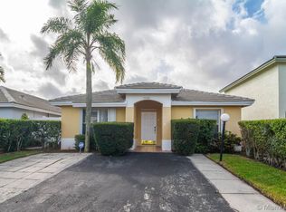 5550 NW 185th St, Miami Gardens, FL 33055